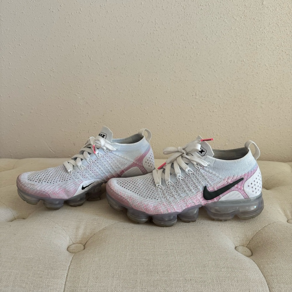 Nike Air Vapormax Flyknit 2 Hydrogen Pink White 7.5 - Picture 1 of 8
